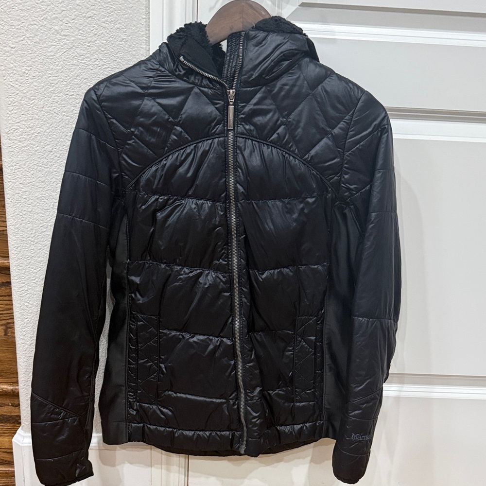 Marmot Women’s Black Puffer Jacket